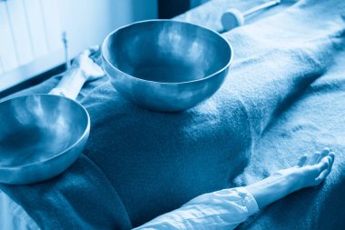 Tibet singing bowl ses terapisi