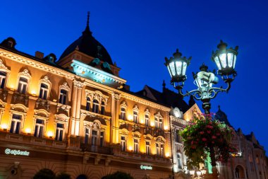 Novi sad, Sırbistan - 29 Haziran 2024: Sırbistan 'ın Voyvodina bölgesinin Novi Sad kentindeki ana meydan Özgürlük Meydanı