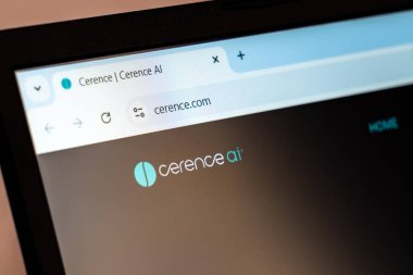 New York, ABD - 21 Aralık 2024: Cerence AI web sitesi logolu dizüstü bilgisayar ekranında görüntülendi. Yapay zeka şirketi otomotiv ve ses için yapay zeka çözümleri geliştiriyor