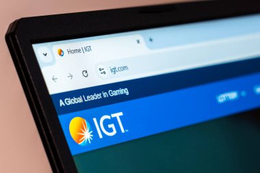 New York, ABD - 19 Ocak 2025: IGT web sitesi küresel oyun çözümleri ve eğlence için yenilikçi teknoloji sergiliyor