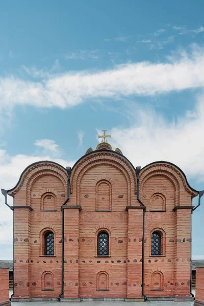 Pequena Igreja Portão Cima Golden Gates Kiev Ucrânia — Fotografia de Stock