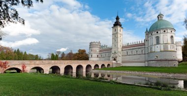 Krasiczyn Kalesi Krasiczyn Polonya