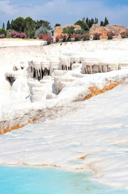 asılı kireçtaşı duvar pamukkale, Türkiye