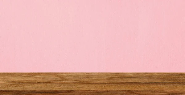 Mesa Madera Sobre Fondo Pared Cemento Rosa Textura —  Fotos de Stock