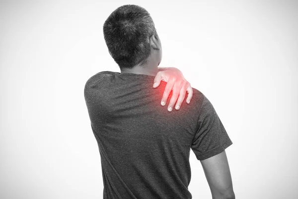 Mann Hat Schulterschmerzen Isoliert Auf Grauem Hintergrund — Stockfoto