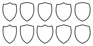 Beyaz arkaplanda kalkan simgesi izole edildi