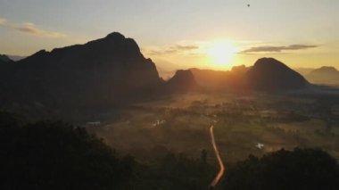 Nam Xay 'in Vang Vieng, Laos' taki hava görüşü