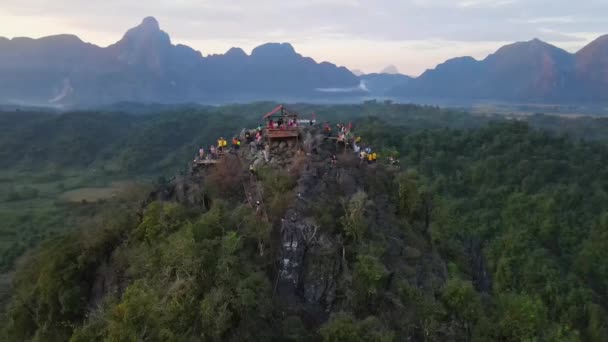 Vang Vieng Λάος Δεκεμβριου 2022 Άποψη Από Ψηλά Εκπληκτική Εναέρια — Αρχείο Βίντεο