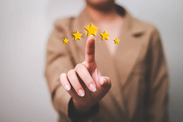 Cliente Pressionando Satisfação Com Ícone Feedback Classificação Cinco Estrelas Ouro — Fotografia de Stock