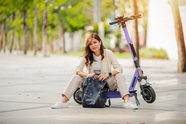 Fashionable Lady Suit Rides Electric Scooter Work Office Buildings — Stock Photo, Image