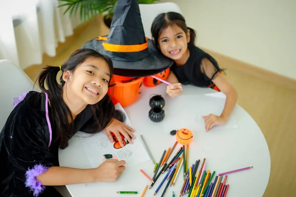 Halloween Wakacje Koncepcja Dzieciństwa Małe Dzieci Południowo Wschodniej Azji Halloween Obrazy Stockowe bez tantiem