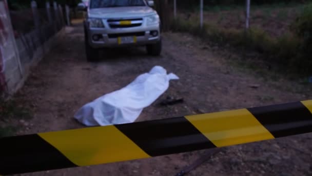 Police Forensics Officers Blocking Area Investigate Murder — Stockvideo