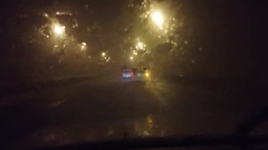 Kamera 4K: Şiddetli Fırtına 'da Otoyol Sürücüsü.