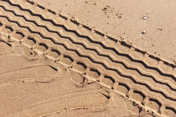 Ślady Opon Plaży Ślad Opon Piasku — Zdjęcie stockowe