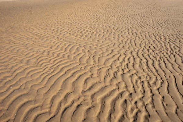 Mokre Piaszczyste Tło Tekstura Piasku Plaży — Zdjęcie stockowe
