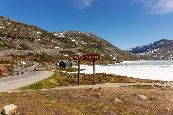 Nibbevegen Yolu Dalsnibba Dağına Çıkıyor Norveç — Stok fotoğraf