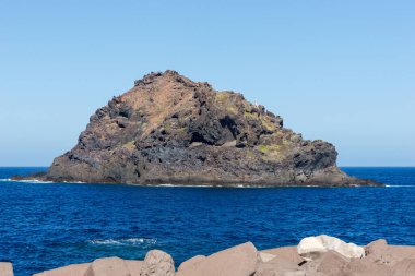 Roque de Garachico, Tenerife 'nin kuzeyinde. Kanarya Adaları, İspanya