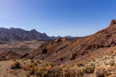 Tenerife 'deki Teide Ulusal Parkı' ndaki Los Azulejos kayalarının manzarası. Kanarya Adaları, İspanya