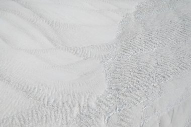 Pamukkale, doğal beyaz havuz dokusu. Türkiye