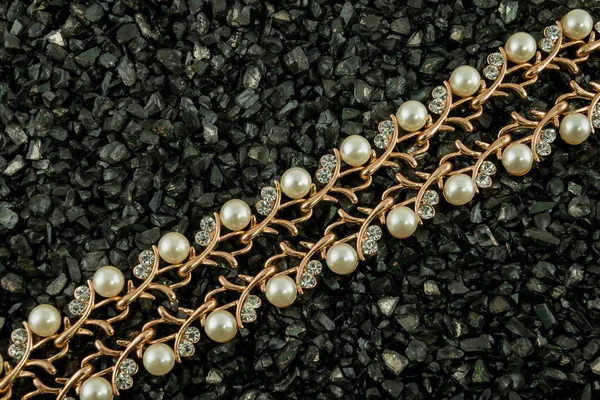 Set Braccialetto Oro Con Diamanti Sfondo Nero — Foto Stock