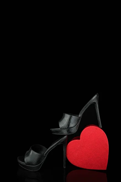 Туфли Высоком Каблуке Черном Фоне — стоковое фото