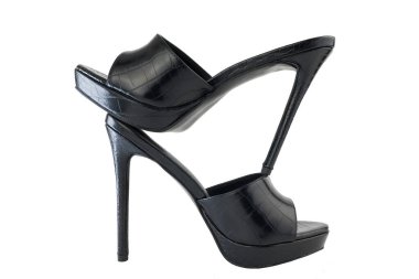 Arka planda güzel yüksek topuklu ayakkabılar