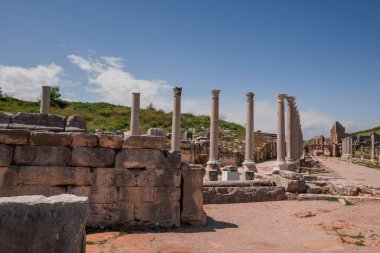 Perge, Türkiye 'deki Yunan ve Roma Harabeleri