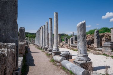 Perge, Türkiye 'deki Yunan ve Roma Harabeleri