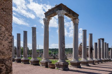 Perge, Türkiye 'deki Yunan ve Roma Harabeleri
