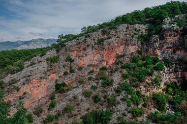 Türk dağlarında çekilmiş bir manzara.
