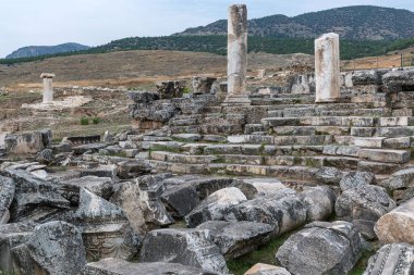Hierapolis Antik Şehir, Apollo Tapınağı