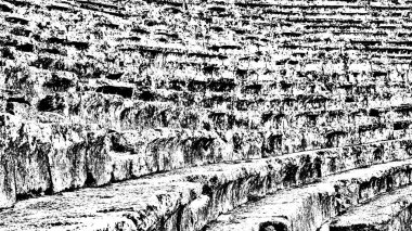 siyah ve beyaz dokular taşlardan yapılmış basamaklardan meydana gelir.