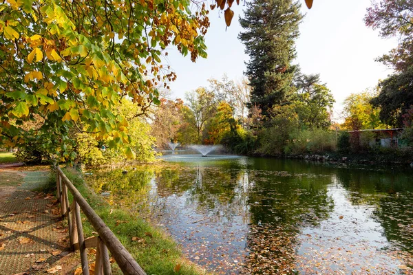 Giardini Margherita Parkı, Bologna, İtalya