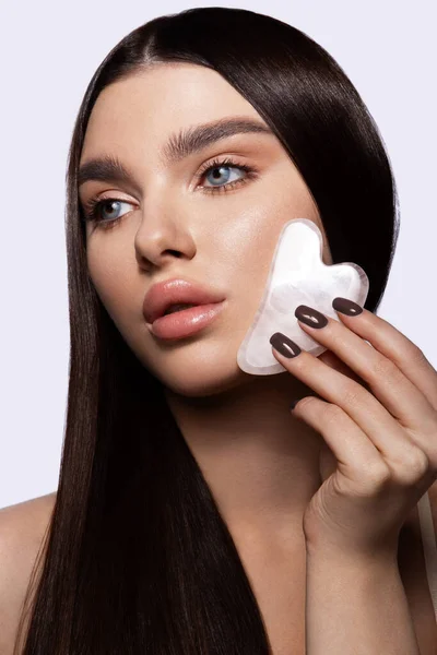 Beauty Skincare Concept Beautiful Woman Doing Skin Care Routine Gua — Stock Photo, Image