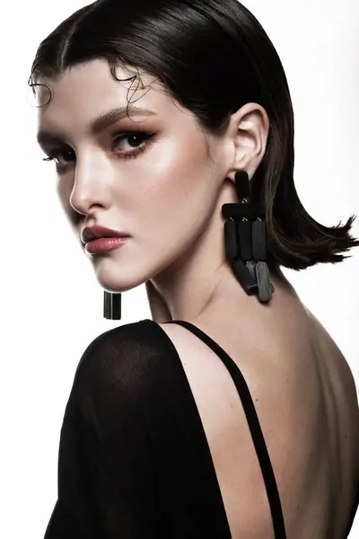 Retrato Belleza Modelo Con Maquillaje Natural Resaltador Brillante Moda Piel Fotos De Stock