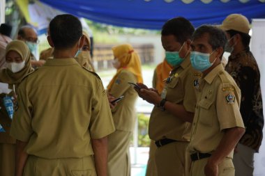 Blitar, Doğu Java, Endonezya - 5 Nisan 2022: Blitar, Doğu Java Çarşısı (Yerel Ürün Pazarı)