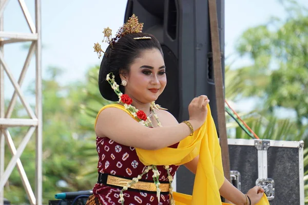 Blitar East Java Indonezja Kwietnia 2022 Javanese Wykonuje Tradycyjny Taniec — Zdjęcie stockowe