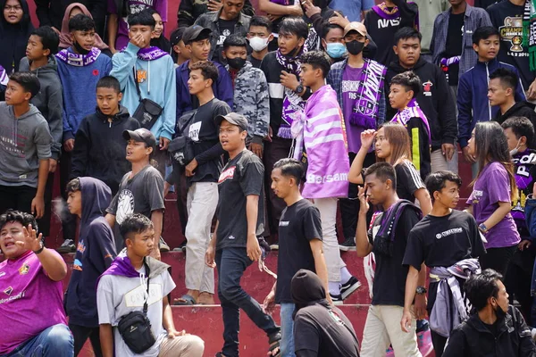 Persik Kediriの支持者 パーシクはインドネシアのサッカークラブの一つです — ストック写真