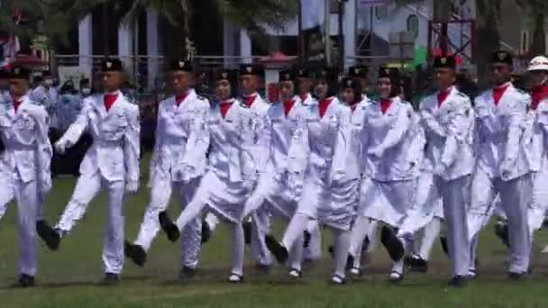 Leveur Drapeau Indonésien Paskibraka Lors Cérémonie Fête Indépendance — Video
