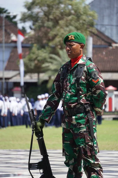 Soldado Indonésio Cerimônia Dia Independência — Fotografia de Stock