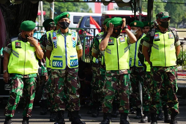 Индонезийская Армия Службе — стоковое фото