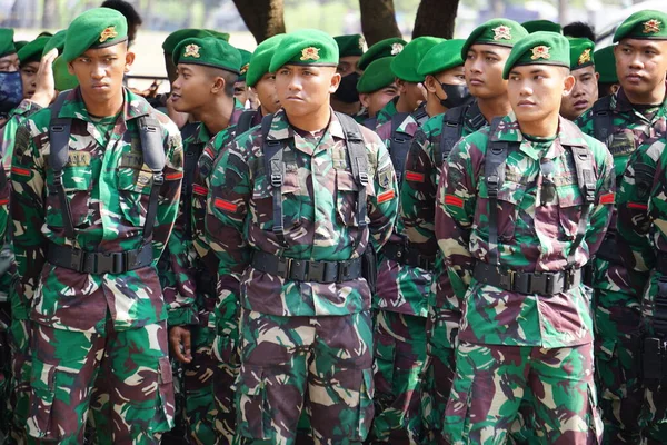 Indonesian Army Duty — Stock Photo, Image