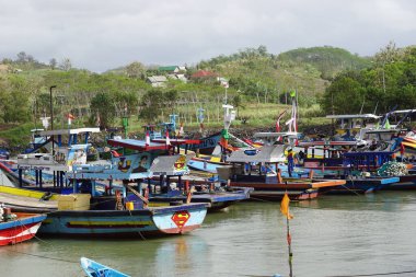 Tambakrejo sahilinde Petik laut töreni. Petik laut, Cava balıkçılarının şükran günüdür ve Endonezya 'nın soyut kültürel mirasından biridir.