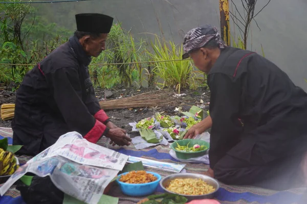 Larung Sesaji Javanese Thanksgiving Gunung Kelud Larungan One Indonesian Traditional — Stock Photo, Image