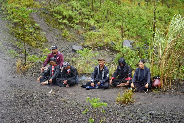 Larung Sesaji Acción Gracias Java Gunung Kelud Larungan Ritual Tradicional —  Fotos de Stock