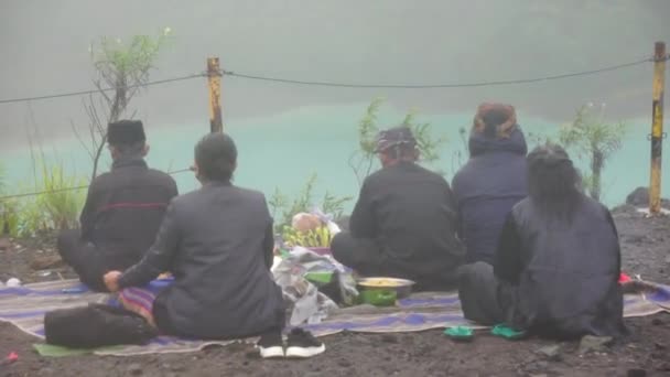 Larung Sesaji Javaanse Dankzegging Gunung Kelud Larungan Een Traditioneel Indonesisch — Stockvideo
