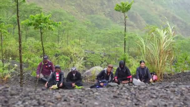 Larung Sesaji Dziękczynienie Jawajskie Gunung Kelud Larungan Jest Jednym Tradycyjnego — Wideo stockowe