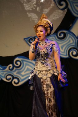 Krishna harimurti (Krishna, liderin ustası) isimli Kresnayana tiyatrosu).