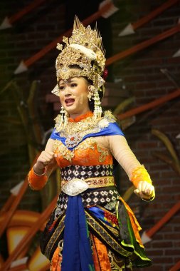 Krishna harimurti (Krishna, liderin ustası) isimli Kresnayana tiyatrosu).