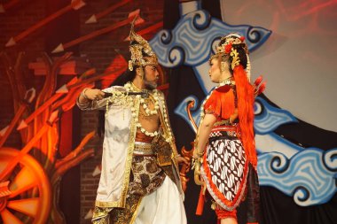 Krishna harimurti (Krishna, liderin ustası) isimli Kresnayana tiyatrosu)